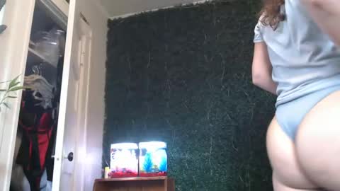 Snapshot of katieericson13 chatting on December 29, 6:27 pm Kate online show from December 29, 6:27 pm