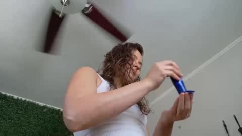 Snapshot of katieericson13 chatting on January 21, 4:05 pm Kate online show from January 21, 4:05 pm