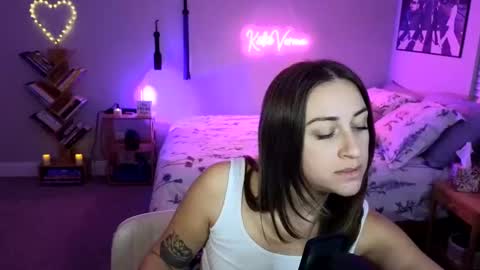 Katie Verona online show from December 29, 2:49 am