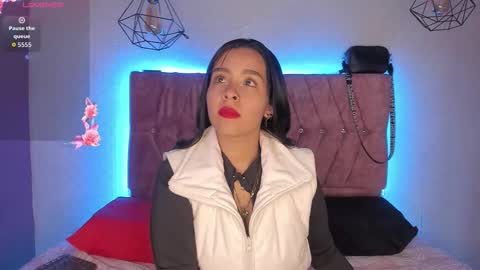 Katie online show from January 18, 11:30 am