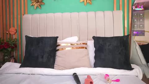 K A T L Y N  online show from September 13, 7:27 pm