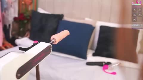 K A T L Y N  online show from September 21, 6:45 pm