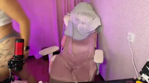   naked in pvt show 100 tk online show from November 8, 9:07 pm