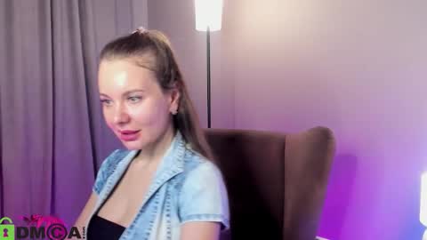 katrina_jones_ online show from February 9, 3:04 pm