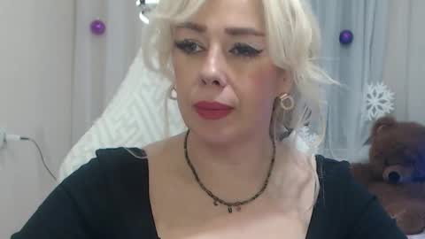 katrinacharm online show from January 8, 8:04 pm