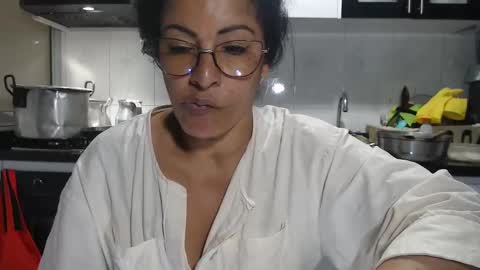 KattleyaGrey online show from September 17, 8:45 pm