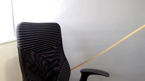 Snapshot of katybelladonna chatting on December 19, 12:12 pm KATY online show from December 19, 12:12 pm