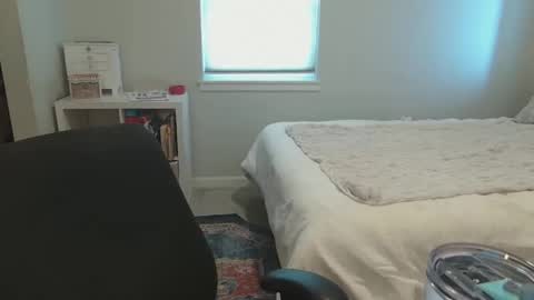 Katy online show from April 17, 9:50 pm