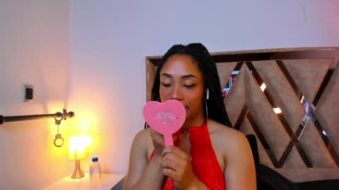 katyortiz online show from April 8, 11:46 am