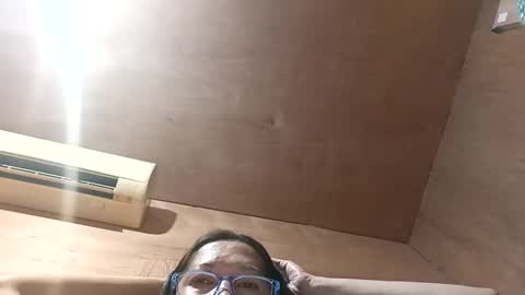 Gelay online show from January 2, 8:17 am