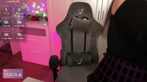 Alice online show from April 10, 10:47 pm