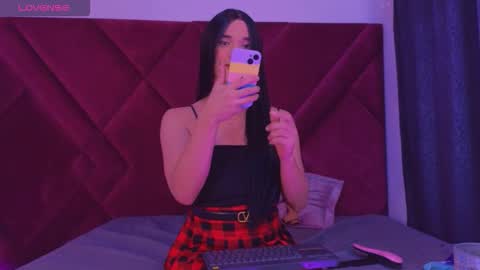 Snapshot of kayalstone chatting on October 22, 5:43 am Cattleya stone online show from October 22, 5:43 am