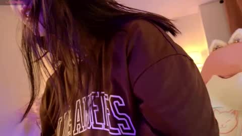 Kayla  online show from December 16, 12:40 am