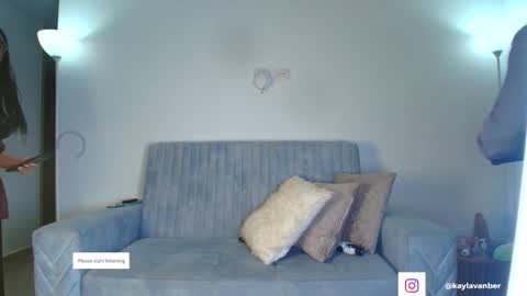 KAYLA  Damian online show from March 4, 8:44 am