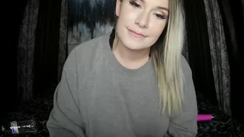 Kaylee 3 online show from January 24, 8:13 am