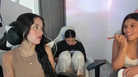 kaylie online show from October 3, 7:33 pm