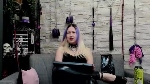 Miss Kazia online show from January 6, 1:09 am