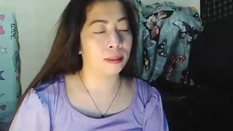 Snapshot of kazzandrasexy chatting on October 19, 9:41 pm Kazzandra online show from October 19, 9:41 pm