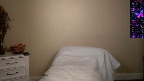 EliandKylie online show from March 6, 4:41 am