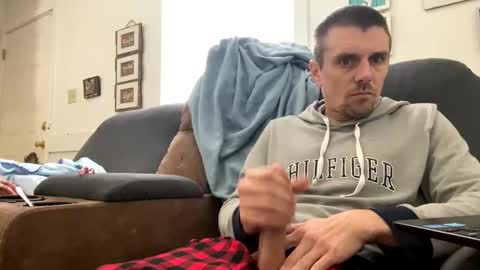 Snapshot of kcdowdy90 chatting on February 12, 4:00 pm rowdy6969 online show from February 12, 4:00 pm