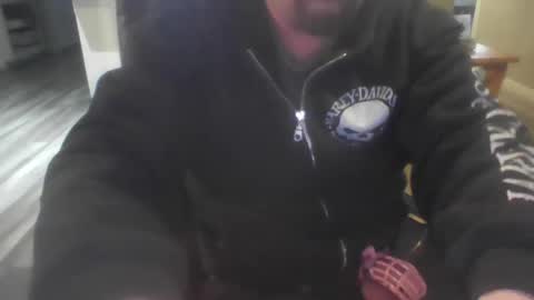 kchristi325 online show from February 8, 10:19 pm