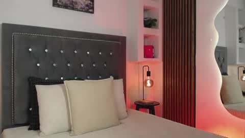 nico online show from April 15, 12:19 pm