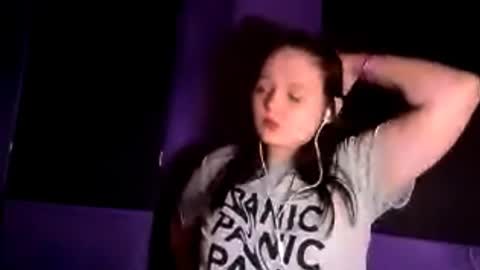 Lora online show from November 11, 2:08 pm