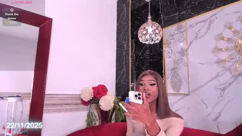 Keila  online show from November 23, 1:25 am