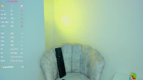 Keily brox online show from January 5, 9:37 am