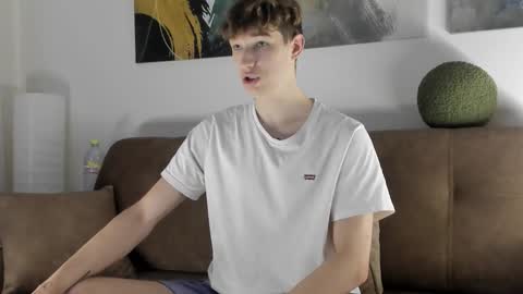 Mark online show from October 16, 1:33 pm