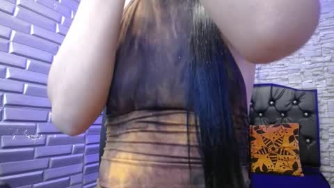  K E I Z Y  online show from March 7, 12:27 pm