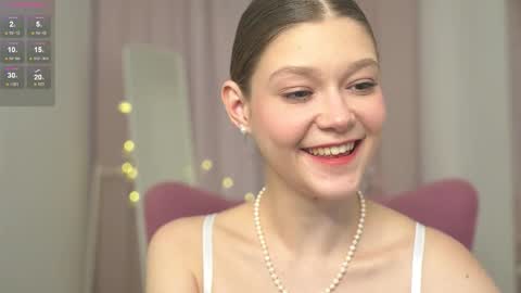  KELLY  online show from October 10, 2:45 pm