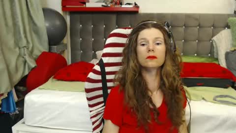 kelly online show from June 17, 8:36 pm