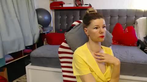 kelly online show from April 6, 5:52 am