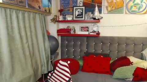 kelly online show from July 13, 9:07 pm