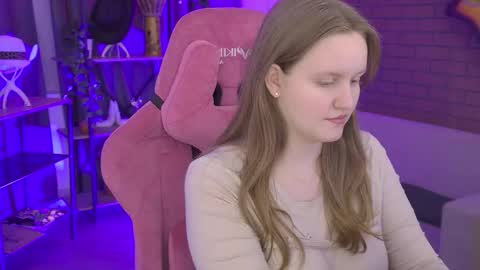 kelly online show from February 4, 11:36 am