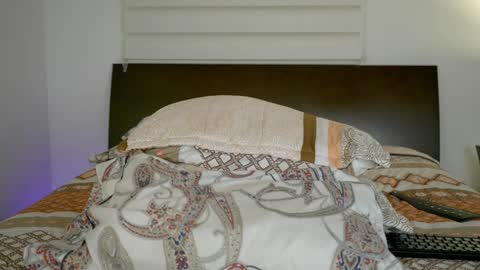 Kelly online show from March 10, 11:27 pm