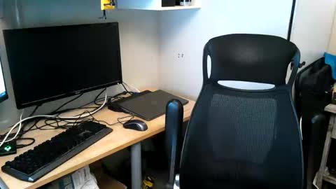 kelvin06133 online show from January 7, 10:30 pm