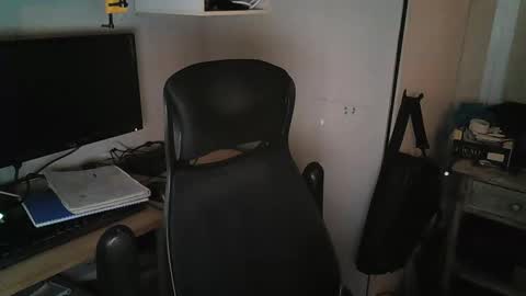 kelvin06133 online show from February 9, 6:26 pm