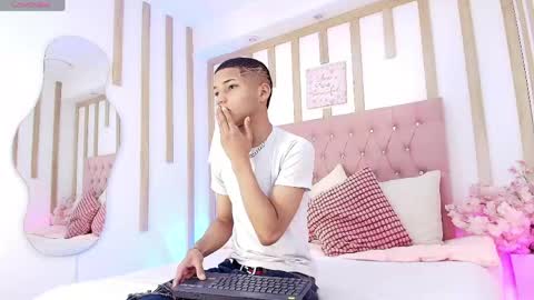 Kelvin online show from April 21, 12:23 pm