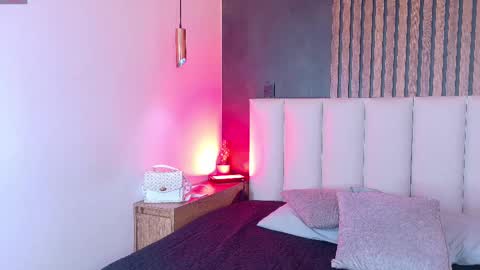   online show from March 7, 2:46 am