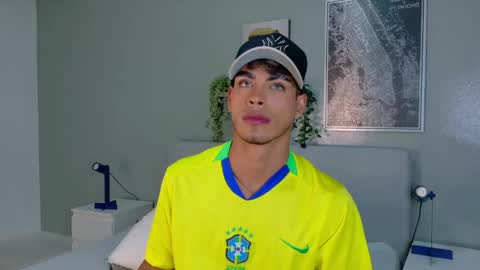   online show from April 13, 10:19 am