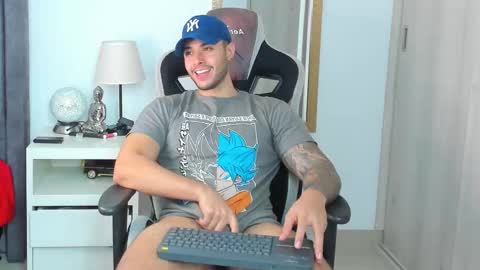 ken_mailik online show from January 15, 4:32 am