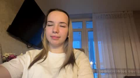 Kim online show from December 21, 1:39 pm