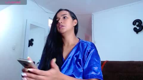 Snapshot of kendall_honea chatting on October 20, 12:43 pm kendall online show from October 20, 12:43 pm