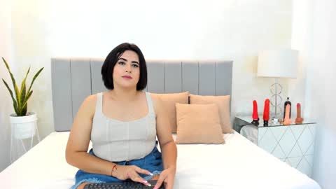 kendall_roous online show from September 16, 8:34 pm