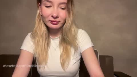 Kendall online show from December 15, 9:00 pm