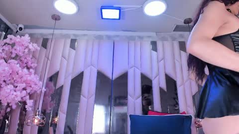 kendall online show from April 4, 6:20 am