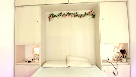 Kendal online show from March 17, 11:59 am