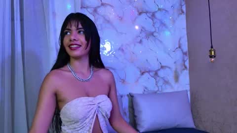 Kendall and Taylor online show from January 12, 1:18 pm